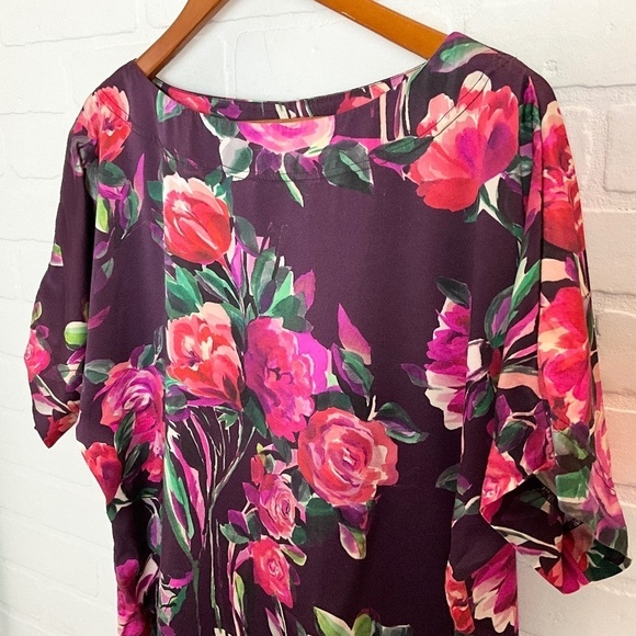 St. John Blouse Floral Roses Short Sleeve Silk Purple Pink Red S Oversized FLAW - Picture 3 of 13